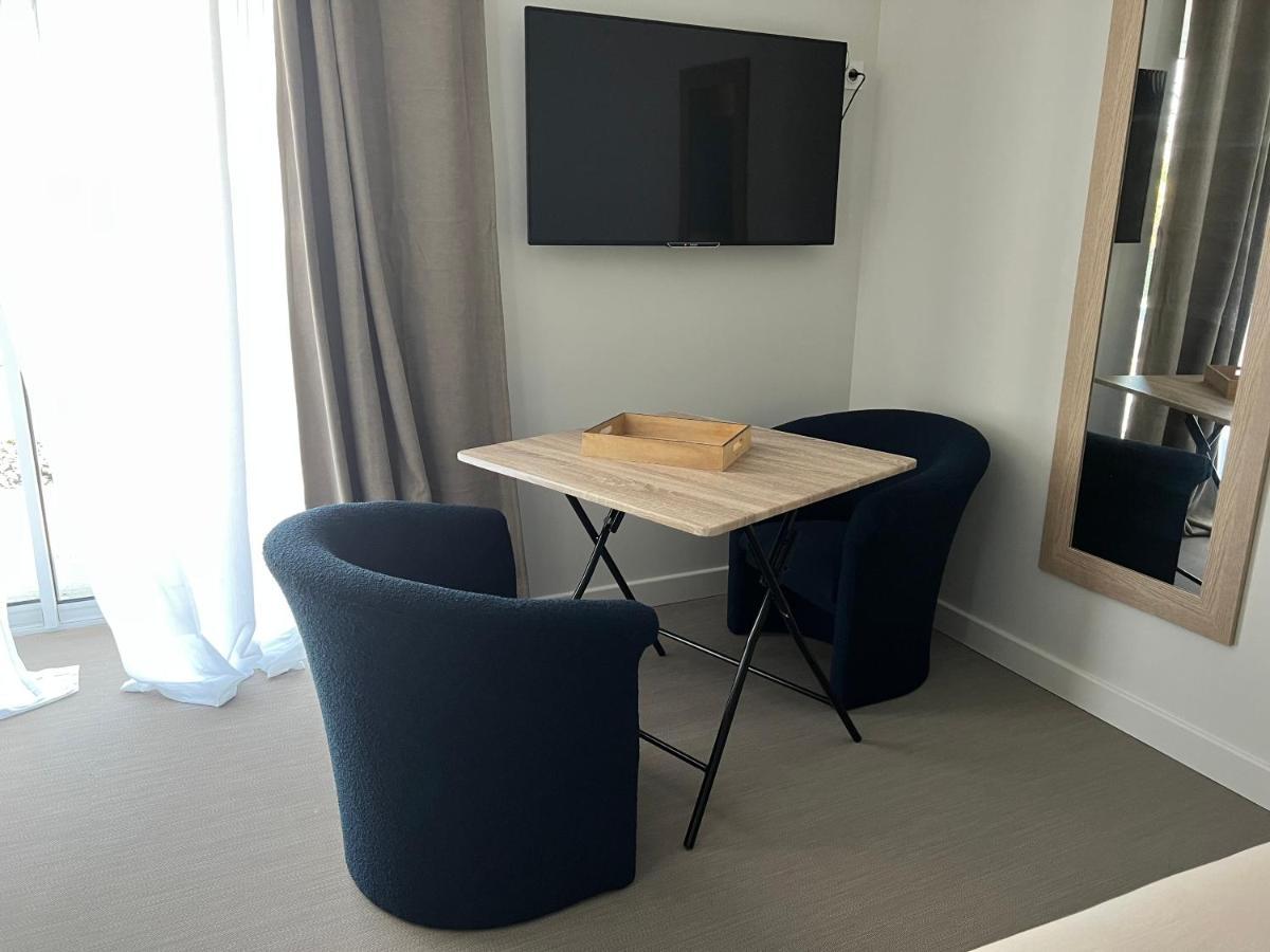 Chambre Privatisee L'Ermitage Vue Sur La Mayenne 查塔奥贡泰 外观 照片
